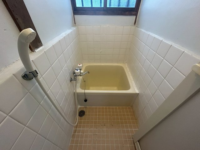 神拝DIYハウスウエストの外観