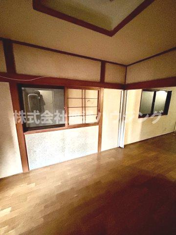 門真市堂山町一戸建のその他|窓