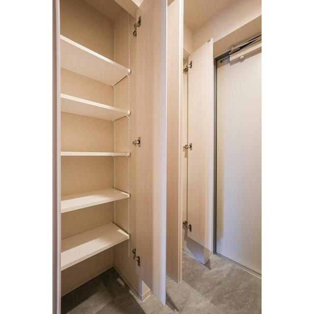 ウェルスクエア武蔵小山Ⅱの玄関