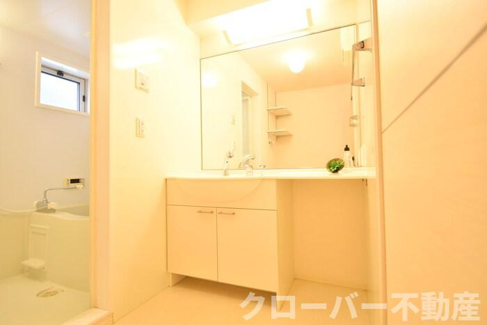 パルティール ハバラの独立洗面台|洗髪洗面化粧台