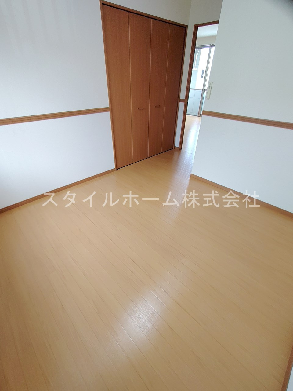 グラスフルールＢの居間・リビング