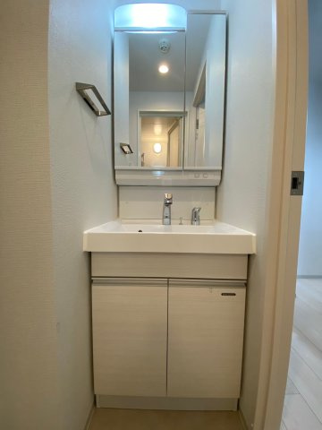 E-city大須　名古屋市賃貸　仲介手数料無料の洗面所