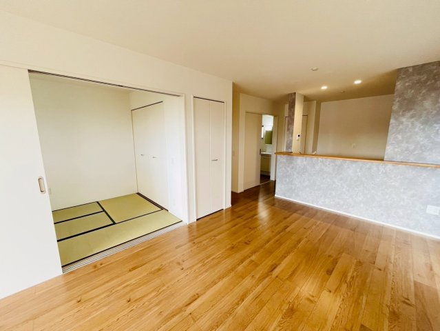 よかタウン／菊池郡大津町森1期／11号棟の居間・リビング