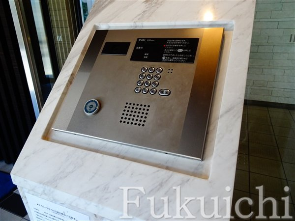 Brillia ist 三軒茶屋 ブラッサムテラスのセキュリティ