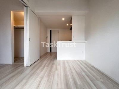 【居間・リビング】 | LUMINOUS放出 | ※反転タイプになります