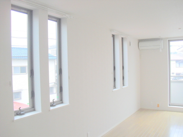 マイホーム滝頭Ⅱの居間・リビング