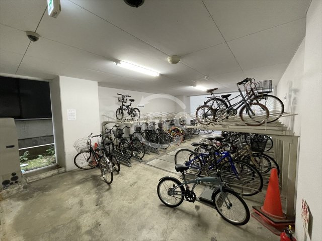 SERENiTE本町エコートのその他共用部分|SERENiTE本町エコート　駐輪場