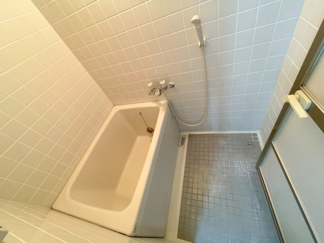 ハイグレース狛江の浴室