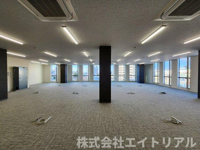 KARIYA ISSHIKI BLDの内装|4階　室内（分割前）