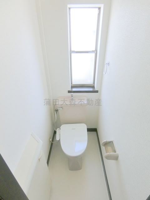 本羽田1丁目　戸建てのトイレ|2階のトイレ