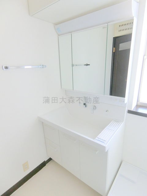 本羽田1丁目　戸建ての洗面所