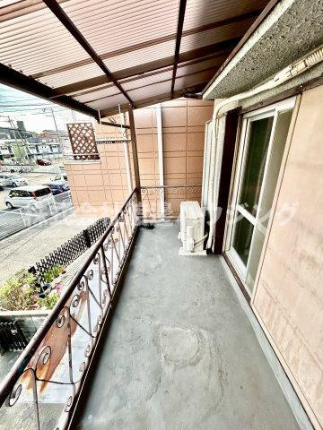 門真市野里町のテラスのバルコニー