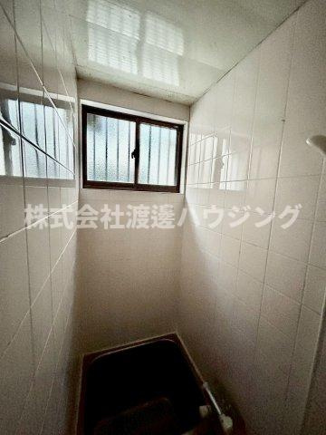 門真市野里町のテラスのその他|窓