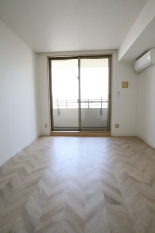 大阪市城東区鴫野西１丁目の賃貸マンションの居間・リビング