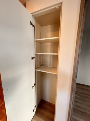 【収納】 | プレサンスロジェ堺筋本町 | プレサンスロジェ堺筋本町　リビング収納