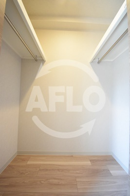 LaDouceur玉造の収納|LaDouceur玉造　ウォークインクローゼット