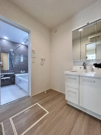 仲介手数料無料　LIGNAGE狭山市水野第2期・新築平屋戸建の独立洗面台