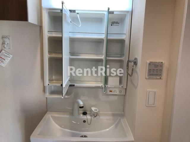 サンフィオーレの独立洗面台|洗髪洗面化粧台