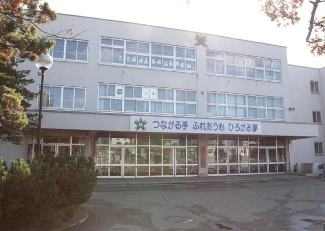グランファーレ幌西グランデュールの外観|札幌市立幌西小学校まで733m 