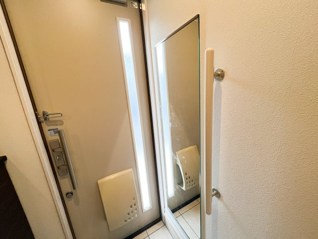 シャーメゾン ルフレの玄関