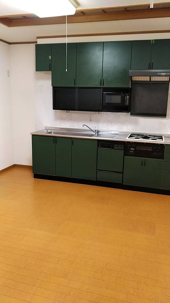 大山町K宿舎のキッチン