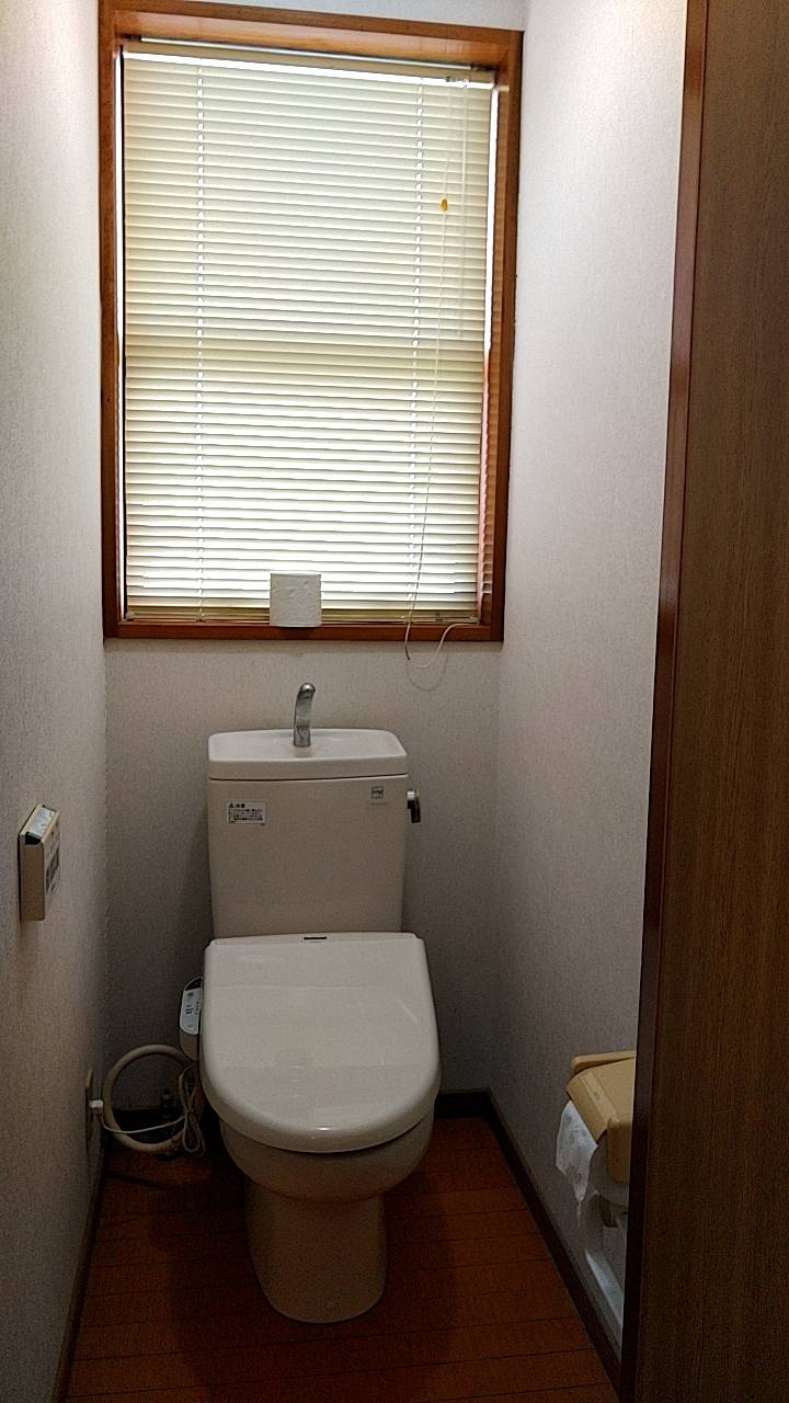 大山町K宿舎のトイレ