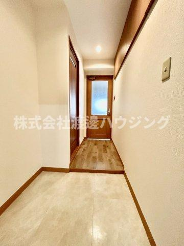 南千里ハイツの玄関