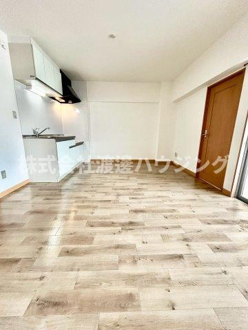 南千里ハイツの居間・リビング