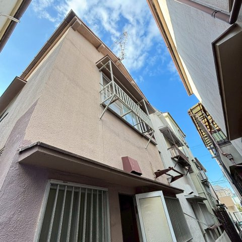 岸和田3丁目　貸家のエントランス