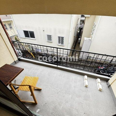 黄金野リノベテラスのバルコニー