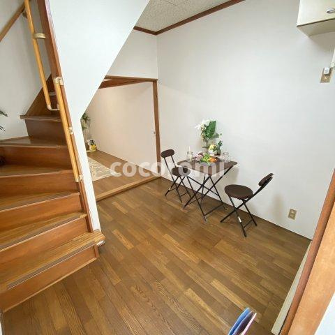 門真市上野口町貸家の内装