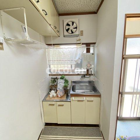 門真市上野口町貸家のキッチン