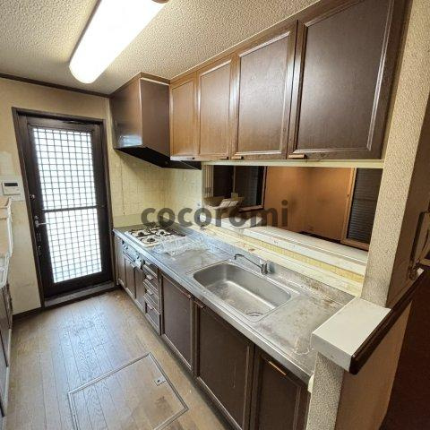 東香里南町貸家のキッチン