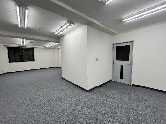 ビックナインビルのその他
