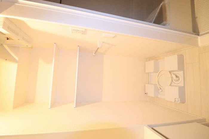 アベニュー Ａのその他|室内洗濯機置き場