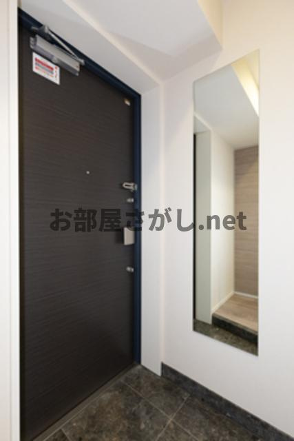 エスジーコート大塚駅前【駅チカデザイナーズ／10月下旬入居可】の玄関|※写真は同タイプ住戸です。