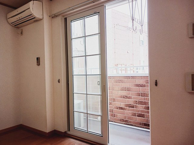 ゼファーⅣのバルコニー|開放的で明るい空間を演出してくれるバルコニーです