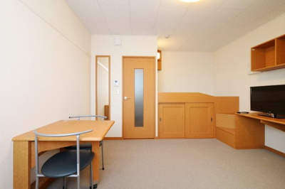 【居間・リビング】 | レオパレスブランアーブル | 当社人気のベッドタイプ！収納付きベッドがオススメ！