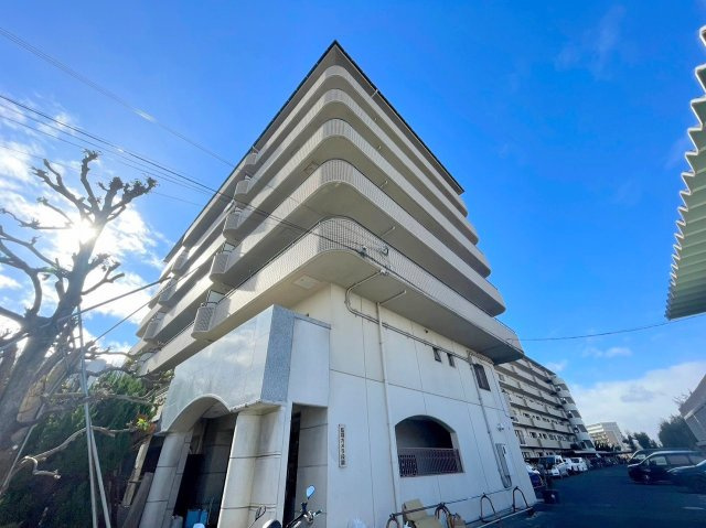 ルミエール山本の外観