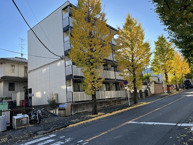 レオパレス宮前平の外観