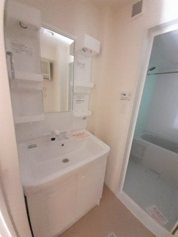 ホワイトリリー浜野の洗面所