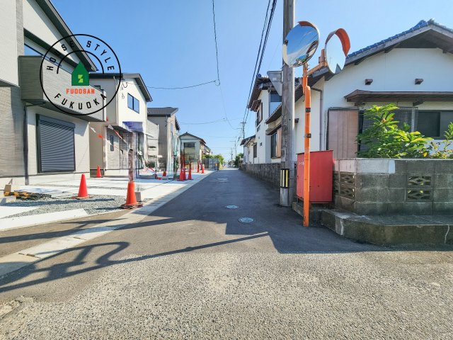糸島市潤3丁目第3-5棟（3号棟）　の前面道路含む現地写真|前面道路です。