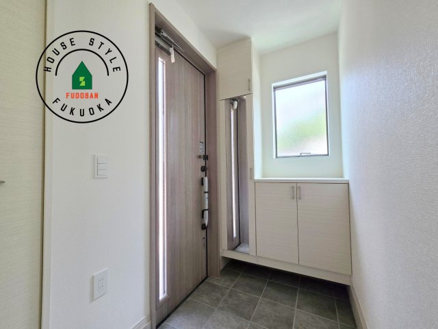 福岡市城南区梅林3丁目第2-2棟(2号棟)の防犯設備|二重ロックでしっかり防犯対策ができます。