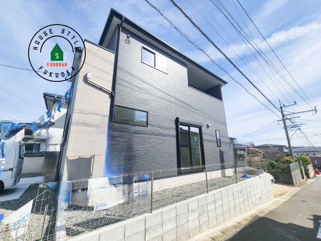 春日市惣利4丁目第1-1棟（1号棟）の外観|デザイン性のある外観です。