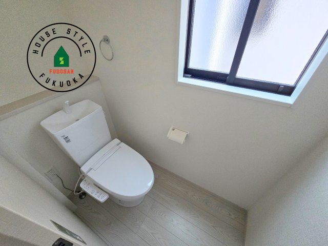 福岡市南区柳河内2丁目第2-2棟（1号棟）のトイレ|温水洗浄便座を完備しております。2ヶ所にトイレがあるのは朝の慌ただしい時間も安心です。