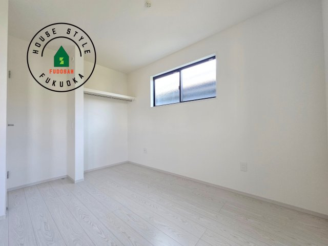 福岡市南区柳河内2丁目第2-2棟（1号棟）の洋室|採光良好な洋室は全居室、複層ガラスの遮熱効果と断熱効果で、一年中快適に過ごせます。