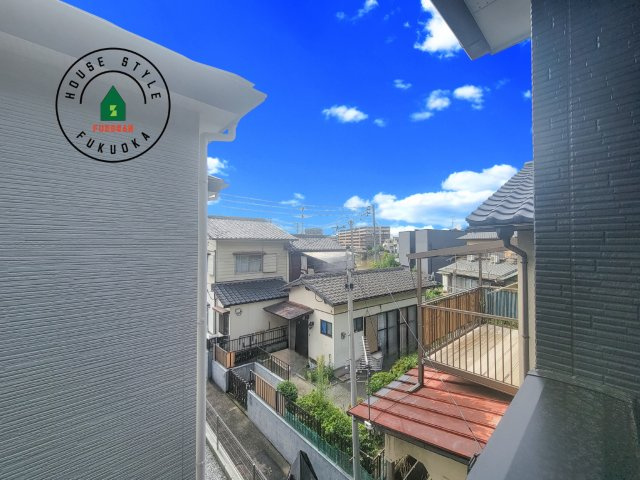 糟屋郡志免町別府2丁目第1-2棟（2号棟）の展望|窓から緑が見える物件も魅力的です。