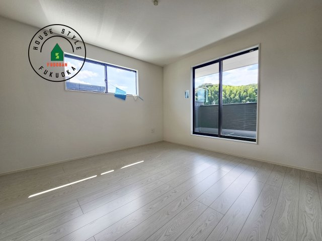 糟屋郡志免町志免中央3丁目第1-2棟（2号棟）の寝室|主寝室には収納力に優れたクローゼットがありますので、お部屋もすっきり片付きます。