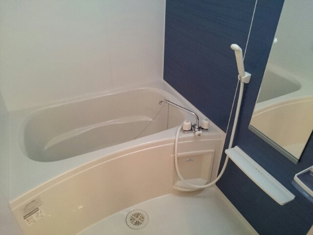 アルモニーＣの浴室|ゆったり過ごせるお風呂です