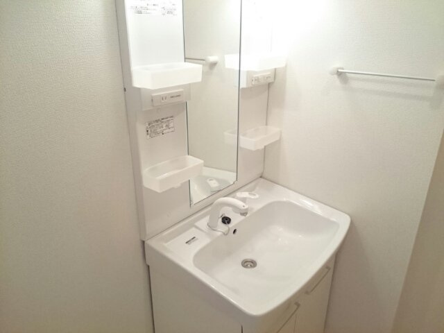 アルモニーＣの洗面所|コンパクトで使いやすい洗面所